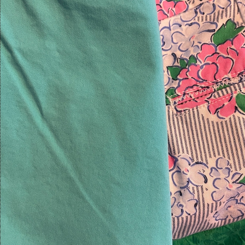 2 Crown & Ivy Caroline 5” shorts - Pink Floral and Teal Shorts - Picture 8 of 8